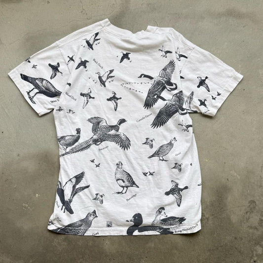 Vintage 90s Bird Animal Nature All Over Print T-Shirt - Large