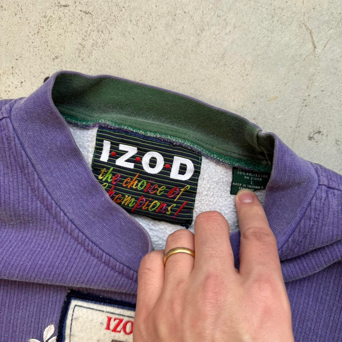 Vintage 90s Izod Crest Branded Crewneck - Large