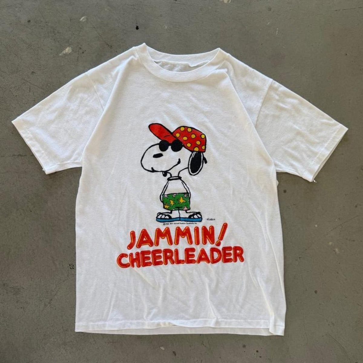 Vintage 80s Snoopy Jammin Cheerleader Cartoon T-Shirt  - Medium