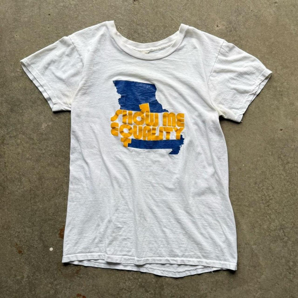 Vintage 80s Show Me Equality T-Shirt - Large