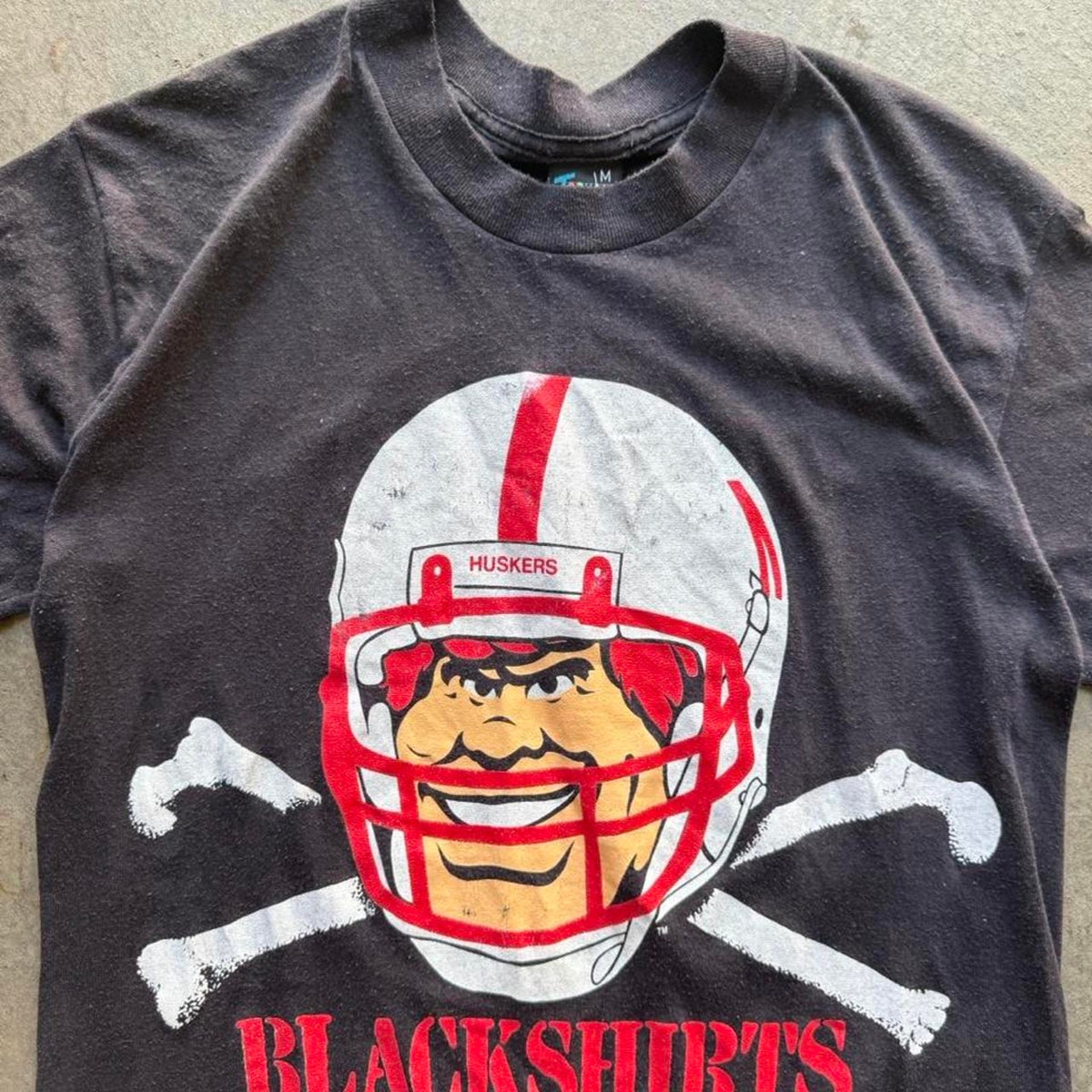 Vintage 90s Nebraska Huskers Blackshirts Herbie Helmet T-Shirt - Medium