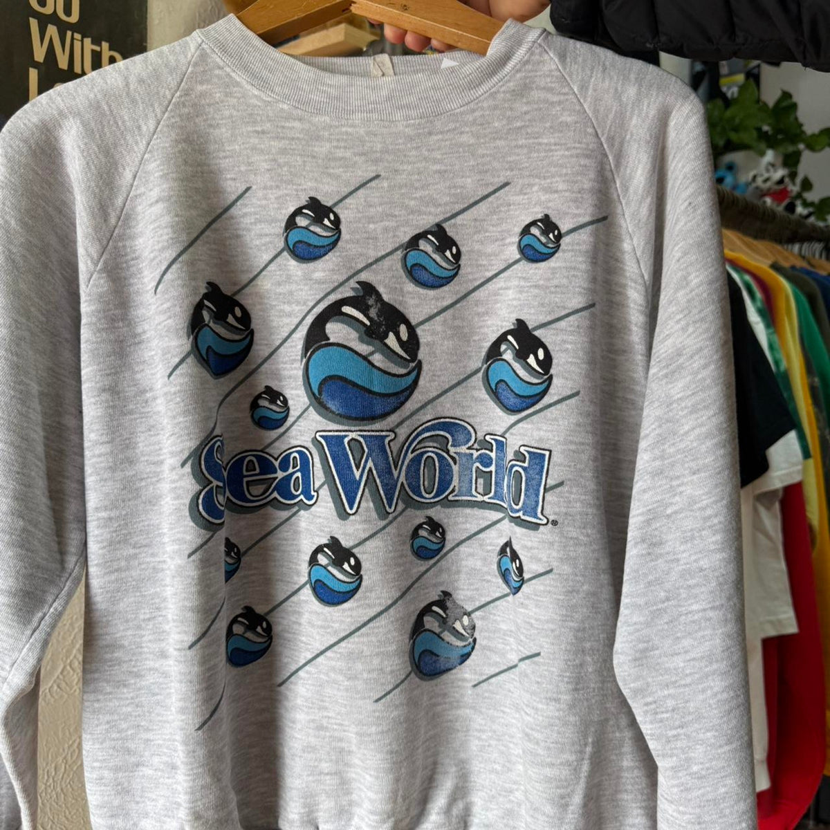 Vintage 90s Sea World Killer Whale Animal Crewneck - Small
