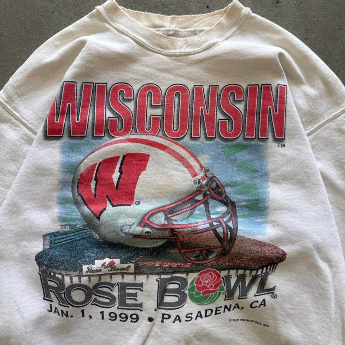 Vintage 90s Wisconsin Badgers Rose Bowl Football Crewneck - Large