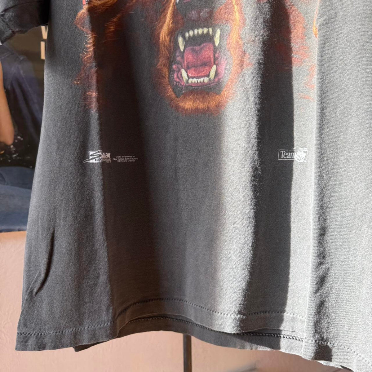 Vintage 90s Faded Chicago Bears Realism NFL T-Shirt - Large