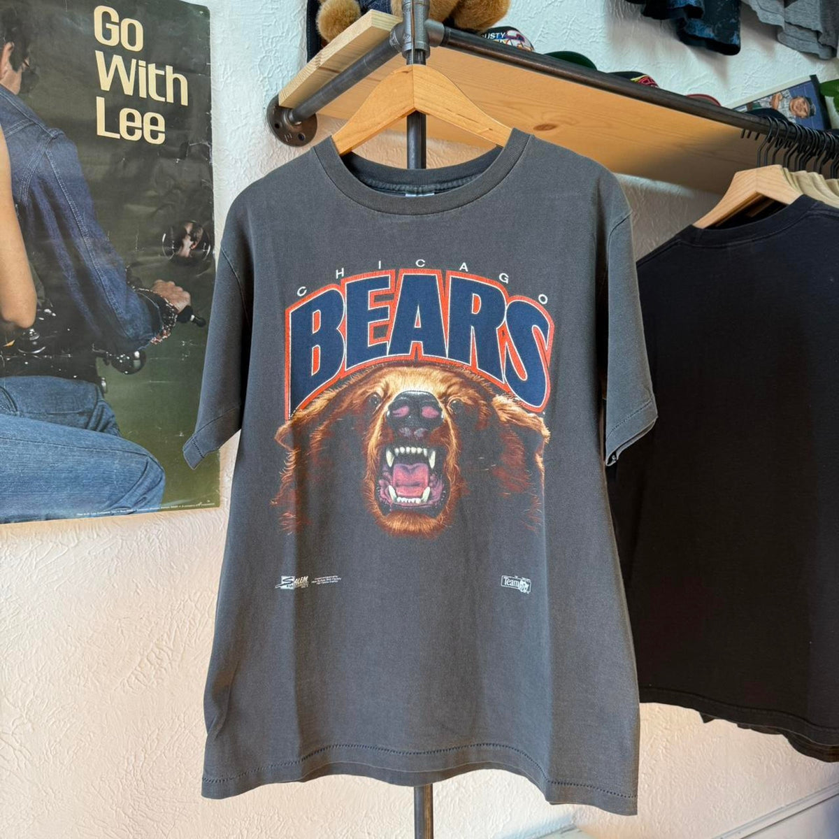 Vintage 90s Faded Chicago Bears Realism NFL T-Shirt - Large