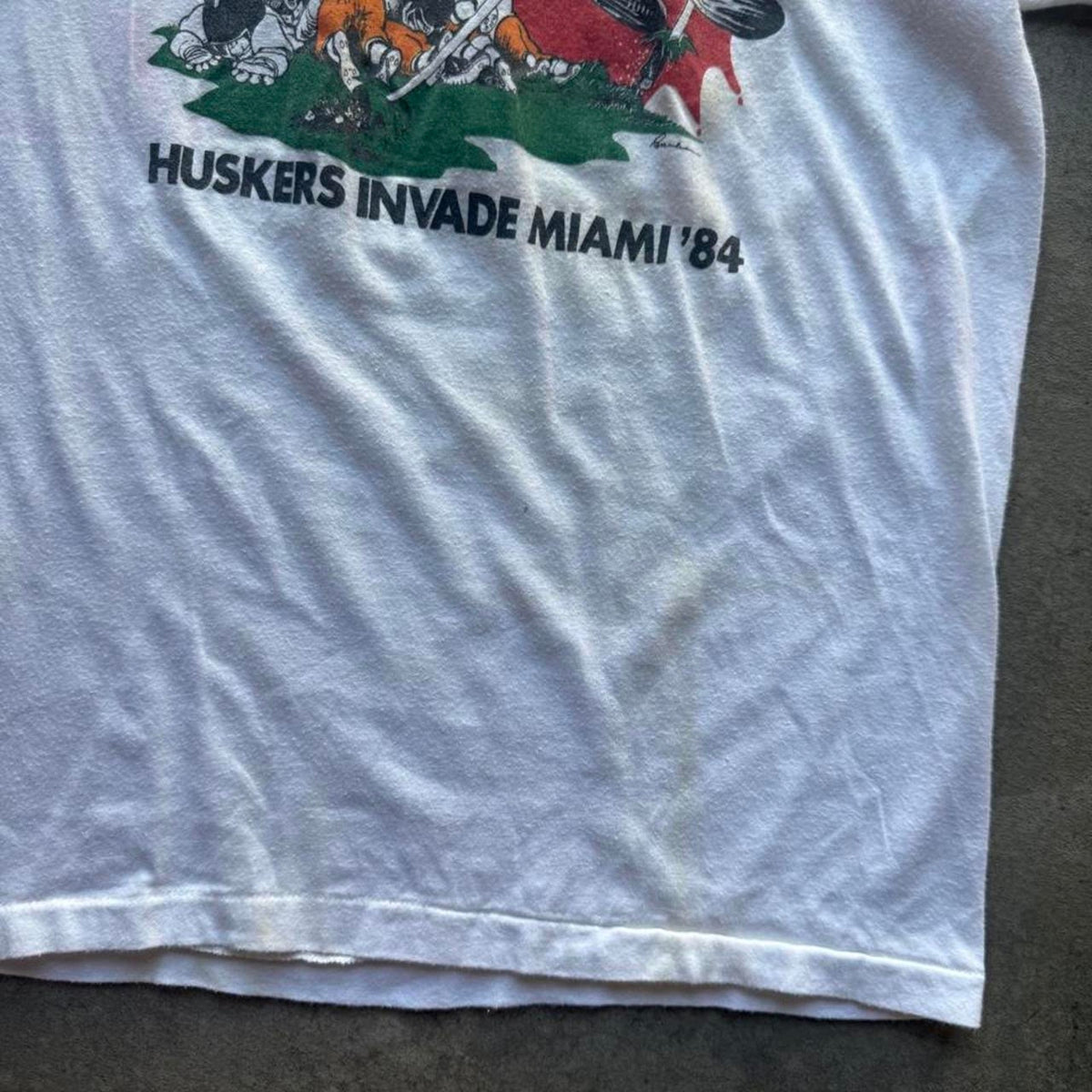 Vintage 1984 Nebraska Huskers Invade Miami Tank Football T-Shirt - Large