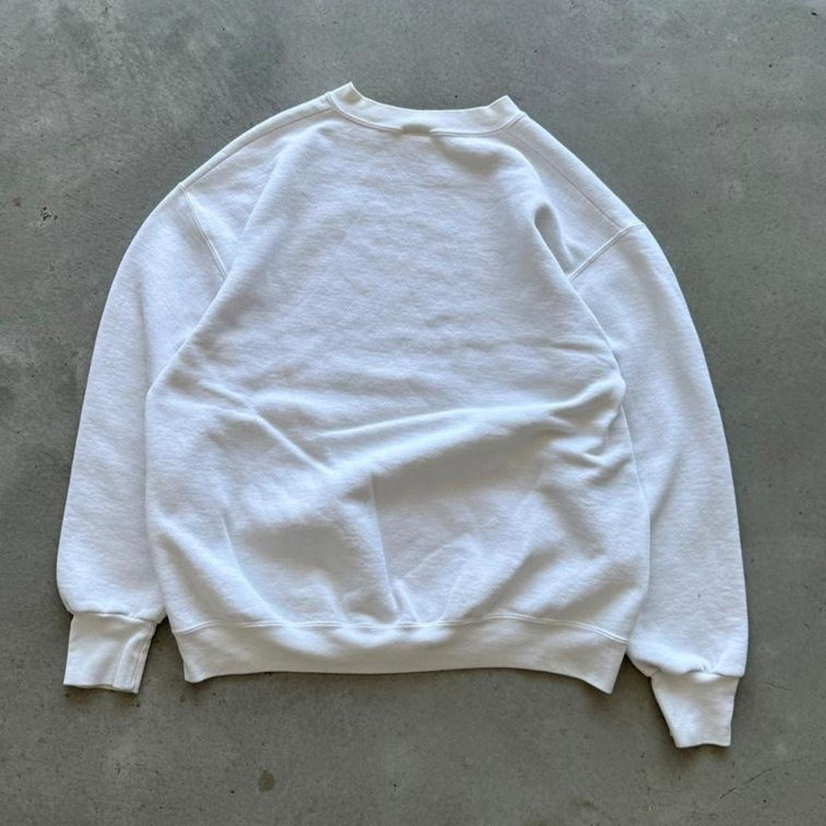 Vintage 90s Six Flags Looney Tunes Cartoon Crewneck - Large