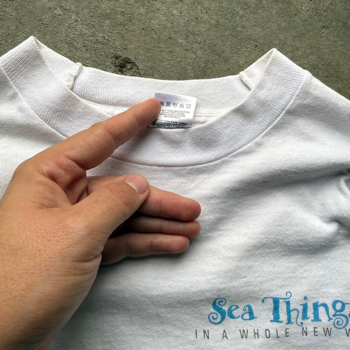Vintage 90s Omaha Henry Doorly Zoo Sea Things Shark T-Shirt - Medium