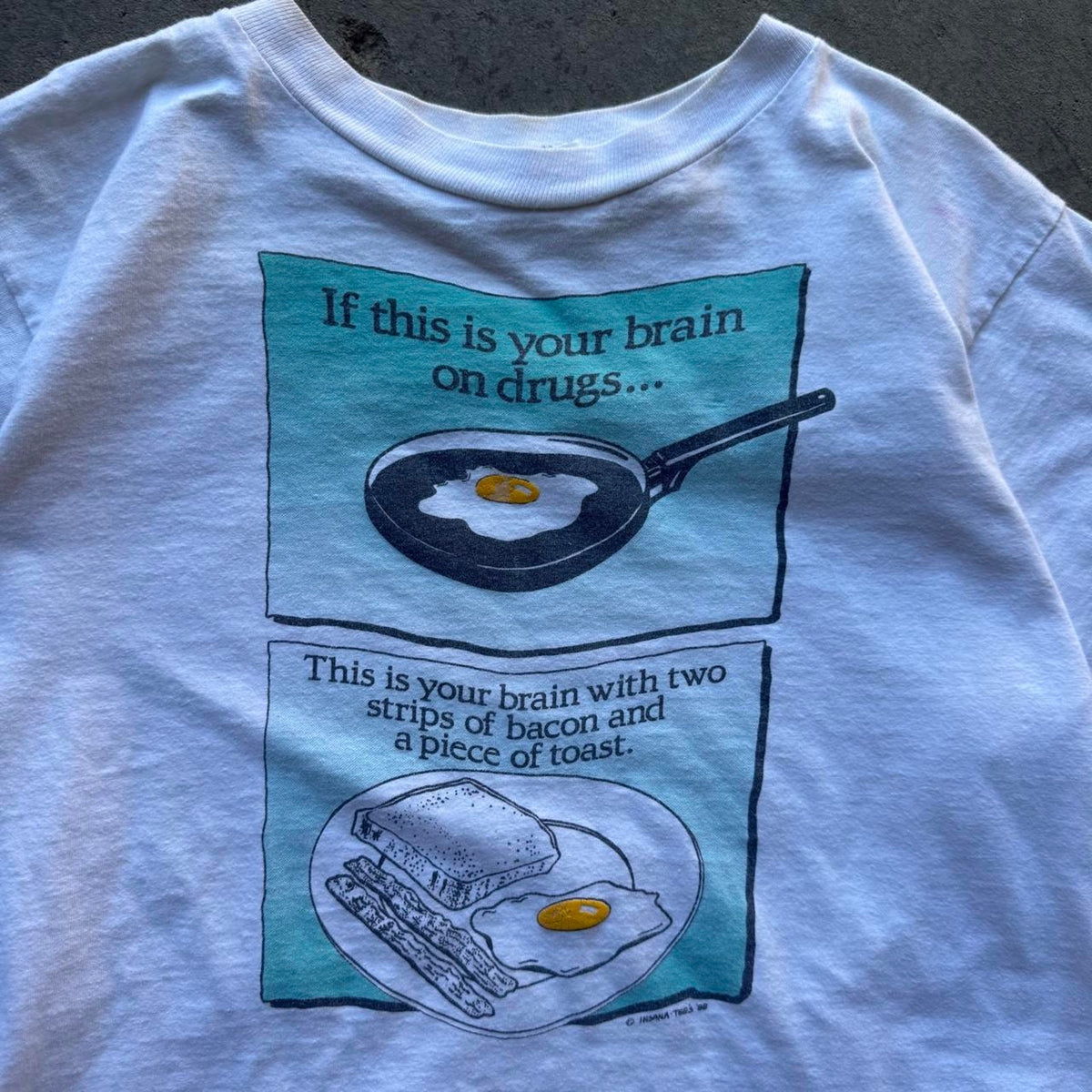 Vintage 90s Brain on Drugs Egg Breakfast T-Shirt - Large