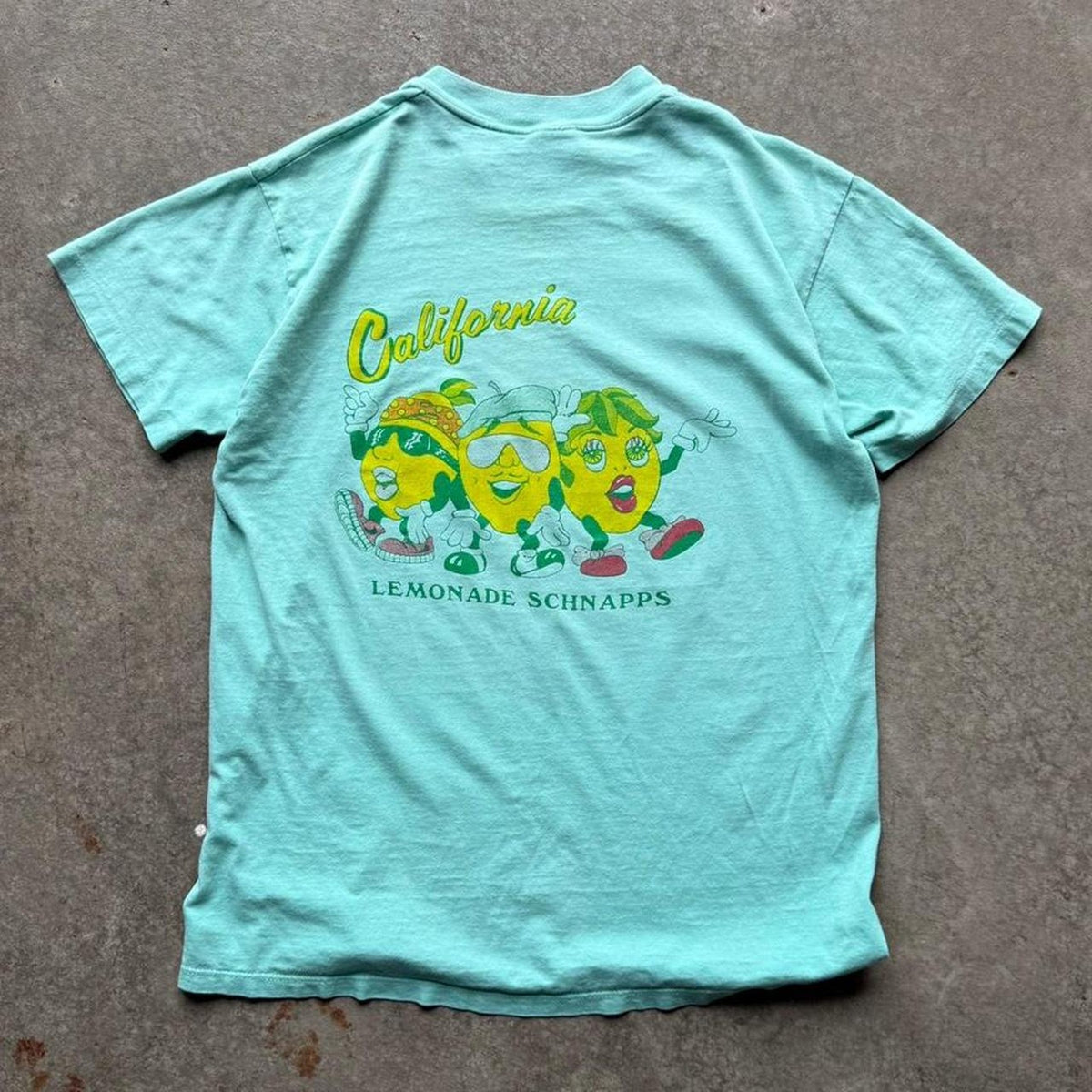 Vintage 80s California Lemonade Schnapps Alcohol T-Shirt - Large