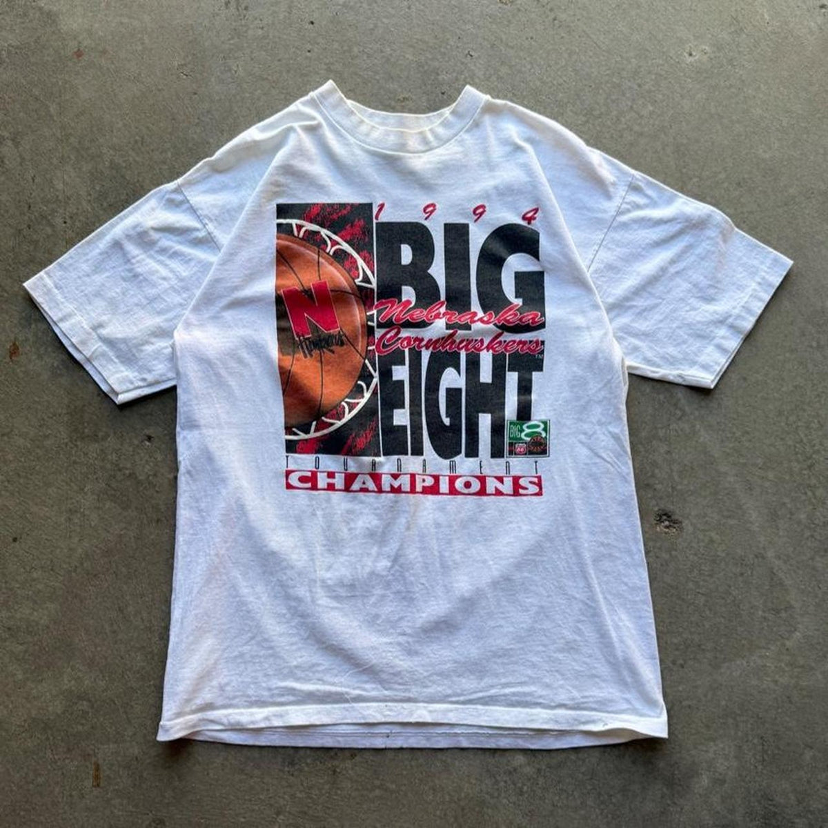 Vintage 90s Nebraska Basketball Big Eight Champions T-Shirt - X-Large