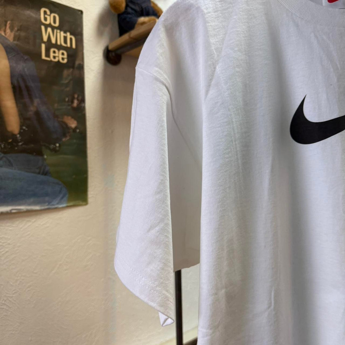 Vintage 90s Nike Center Swoosh T-Shirt - Large