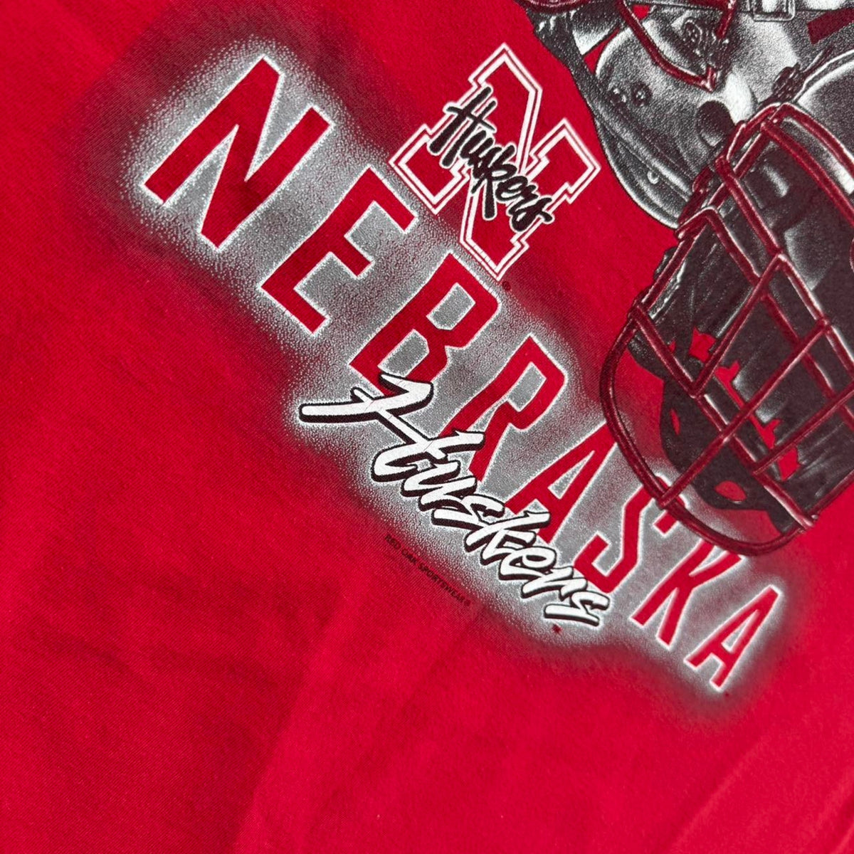 Vintage 90s Nebraska Huskers Football Helmet T-Shirt - X-Large