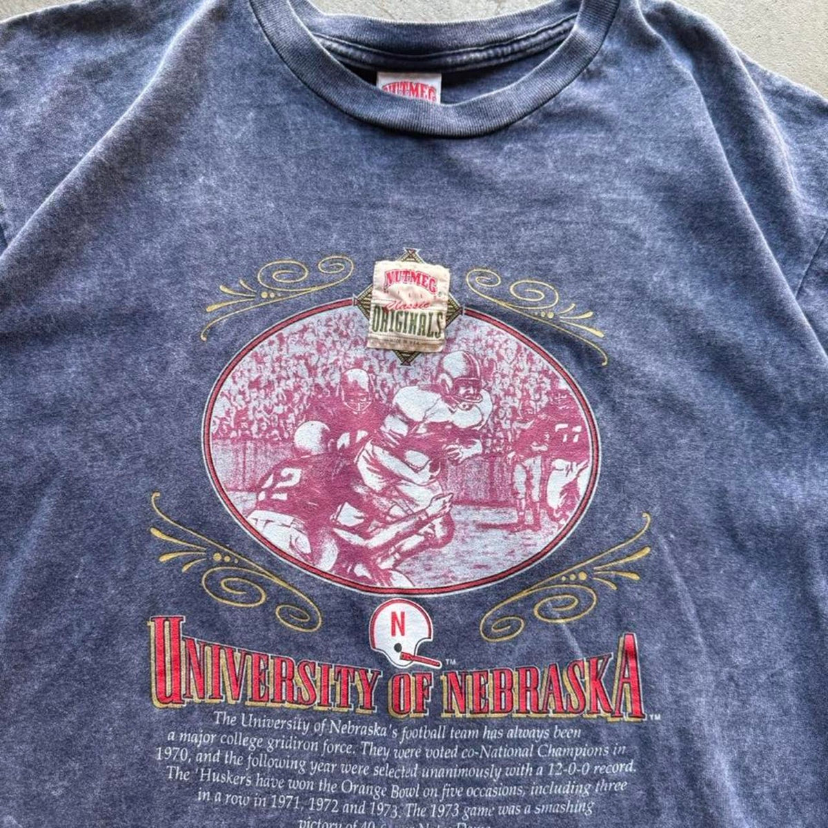 Vintage 90s University of Nebraska Huskers Football T-Shirt - X-Large