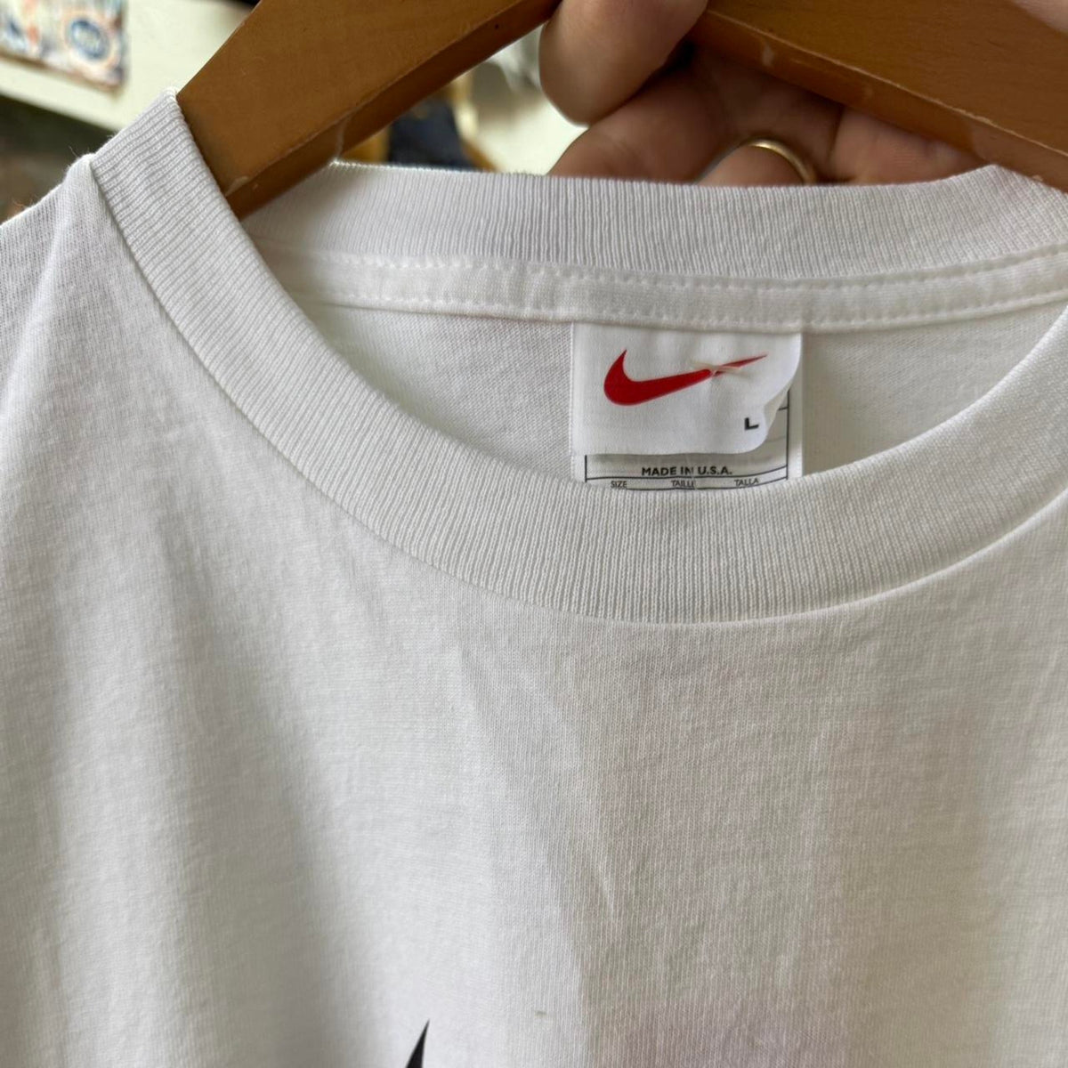 Vintage 90s Nike Center Swoosh T-Shirt - Large