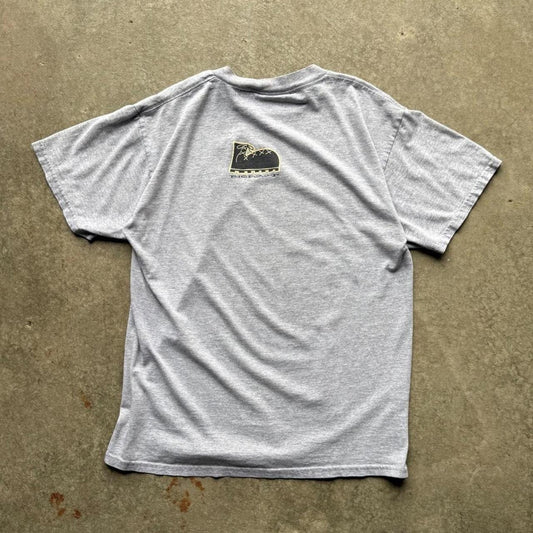 Vintage 90s Alaska Bear Bigfoot Outdoors T-Shirt - Medium
