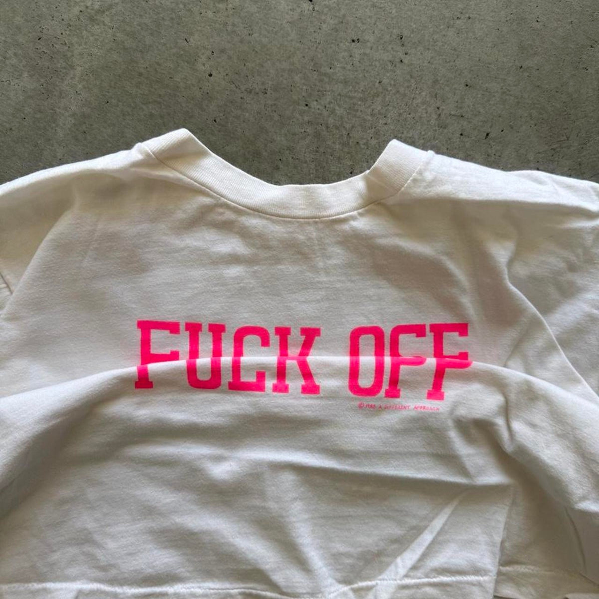 Vintage 90s F*ck Off Russian Letters Text T-Shirt - Small